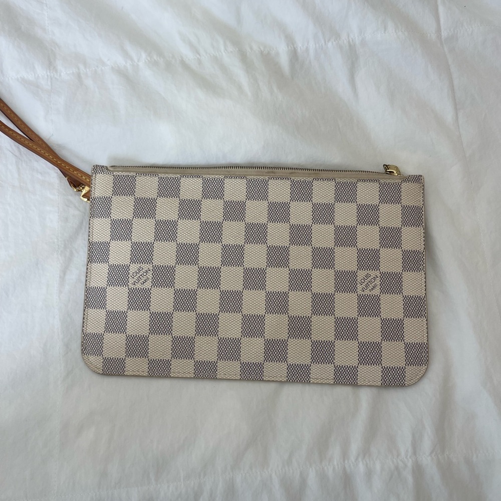 Authentic Louis Vuitton white checkered wristlet